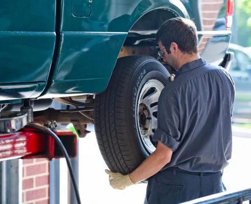 Tire Replacement Truck Repair Shop Near Me LV